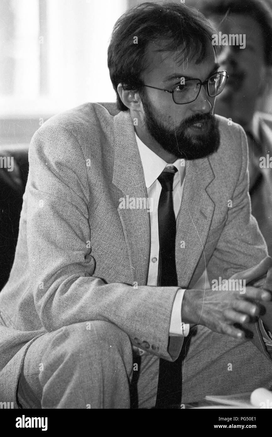 Wöchentliche Sitzung des IWM in Wien. Das IWM (Institut für die Wissenschaften vom Menschen) ist ein unabhängiges Institut für fortgeschrittene Studien in den Geistes- und Sozialwissenschaften 1982 gegründet von Der polnische Philosoph Krzysztof Michalski. Stockfoto