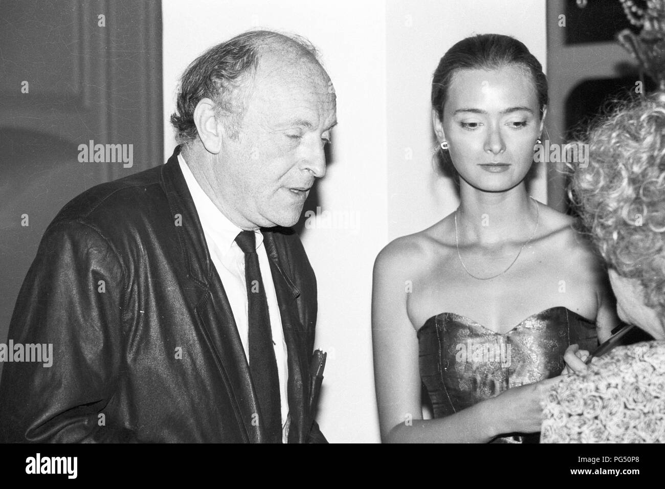 "Die Russisch-amerikanische Dichter Joseph Brodsky und seine Frau Maria Sozzani bei der Verleihung des Preises "Premio Capri'' auf Capri in 1990." Stockfoto