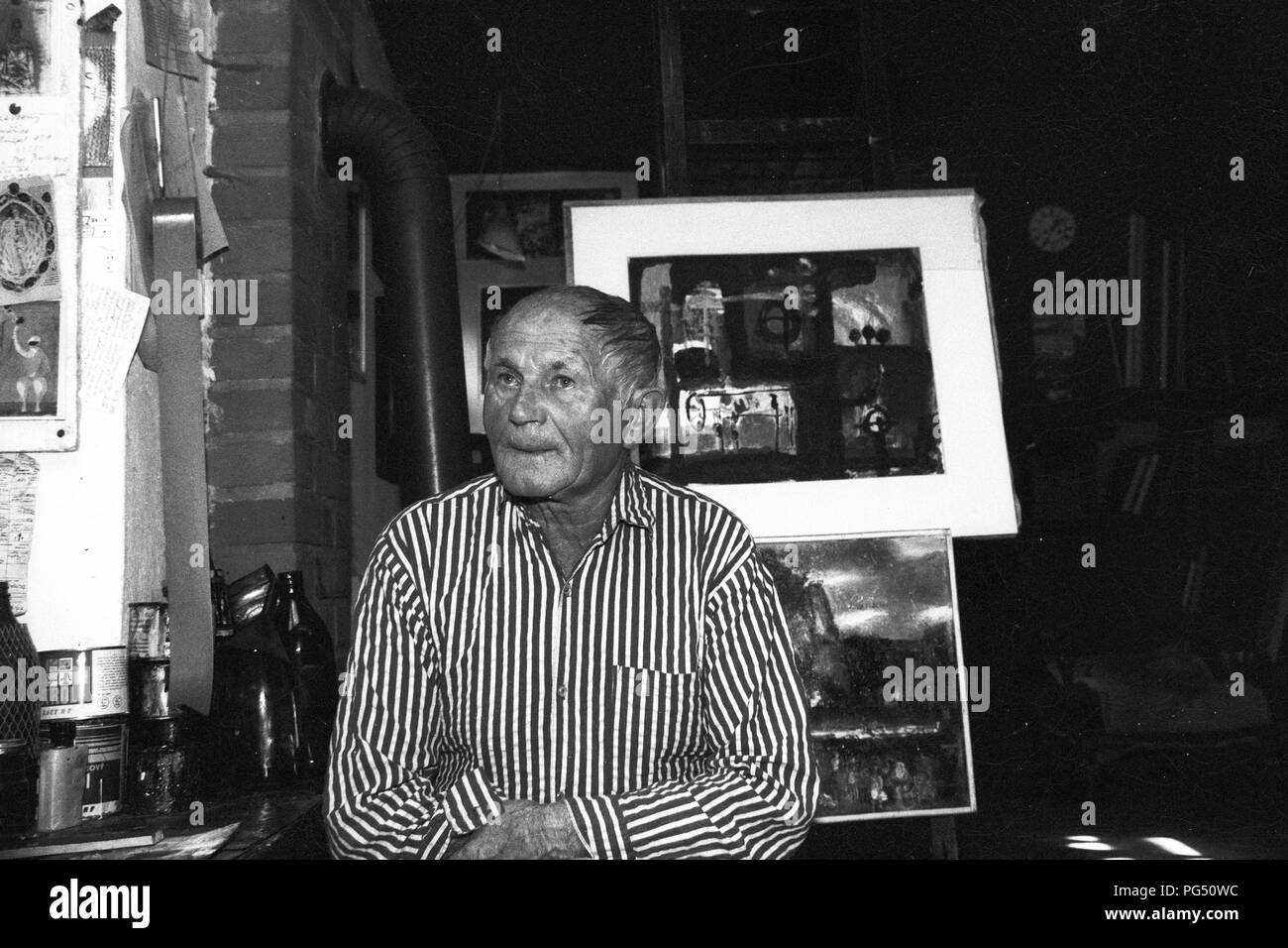 Die tschechischen Autor Bohumil Hrabal in der Wohnung des Malers Josef Jira im nördlichen Tschechien Mala Skala. Stockfoto