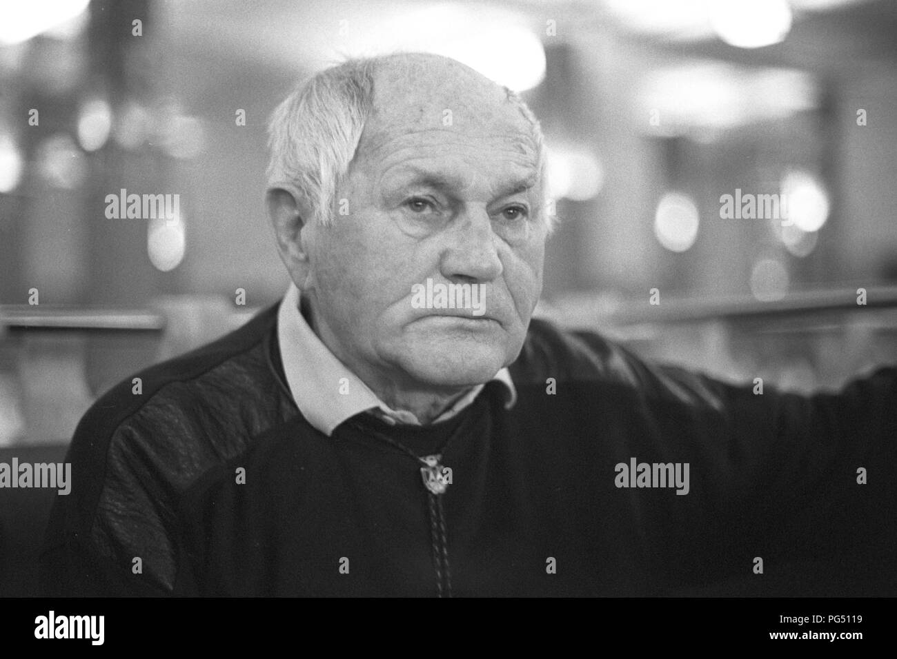 Der tschechische Schriftsteller Bohumil Hrabal an der Pariser Buchmesse - Salon du Livre Paris (Livre). Stockfoto