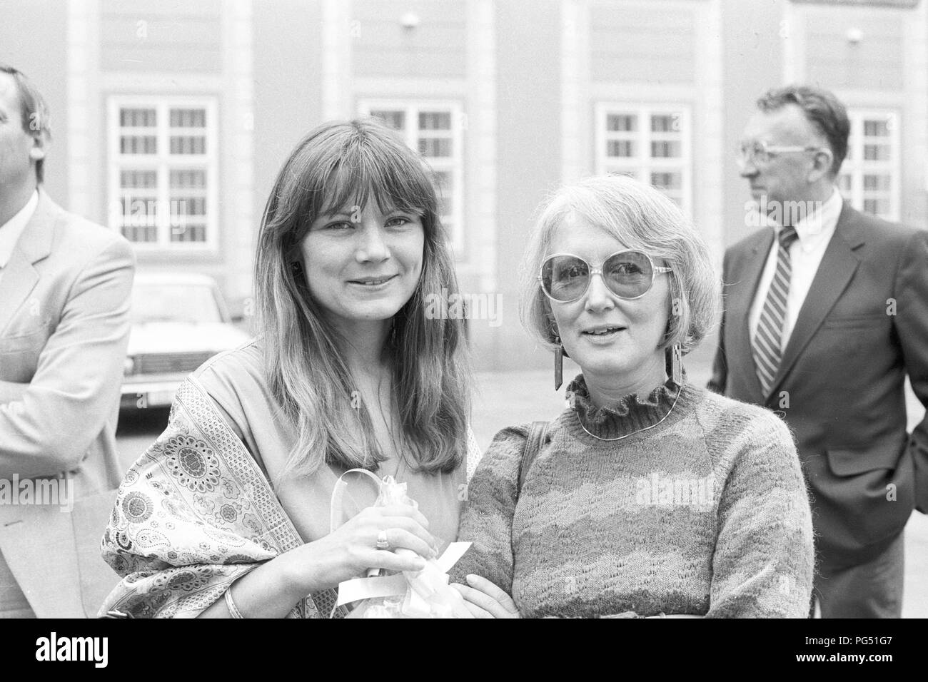 Konferenz der Experten in Böhmen der Tschechischen Akademie der Wissenschaften auf der Prager Burg. Bohemistics ist das Feld der Geisteswissenschaften, die Forschungen der tschechischen Sprache und Literatur. Rechts im Bild ist der Übersetzer Susanna Roth. Stockfoto