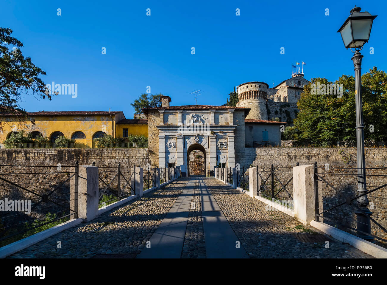Burg auf dem Hügel Cidneo Chidneo () in Brescia. Italien Stockfoto