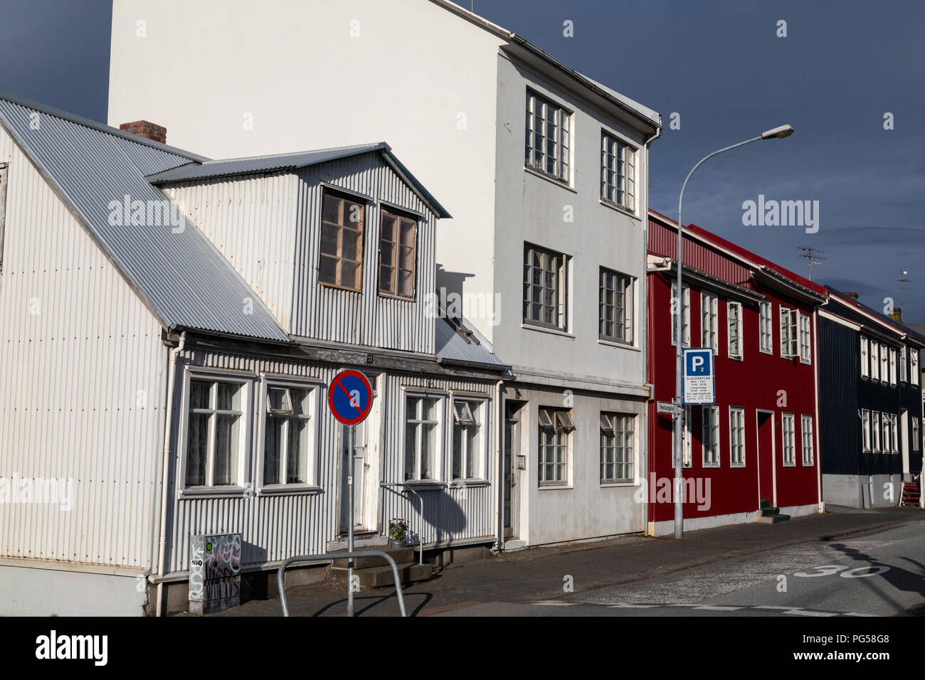 Traditionelle Häuser in Reykjavik in Island. Stockfoto