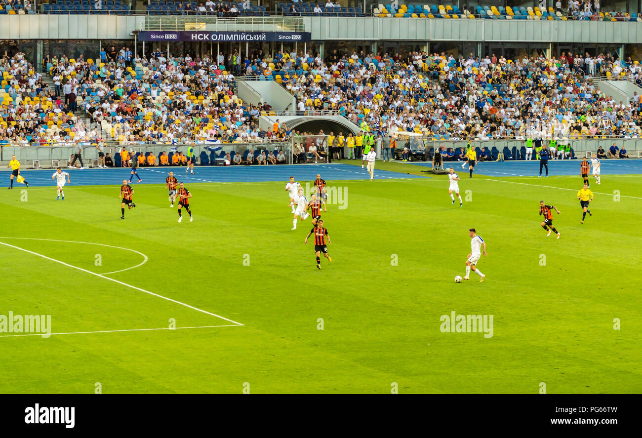 Kiew, Ukraine - August 03, Spieler von Dynamo Kiew Angriff während des Spiels 2018 â € "19 ukrainischen Premier League Runde 3 zwischen dem FC Dynamo Kiew - FC Shakhtar Stockfoto