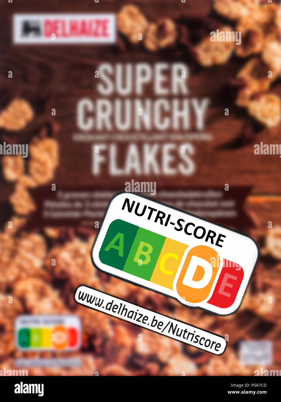 Ernährung label Nutri Punktzahl auf der Schachtel belgische Delhaize Super Crunchy Flakes Stockfoto