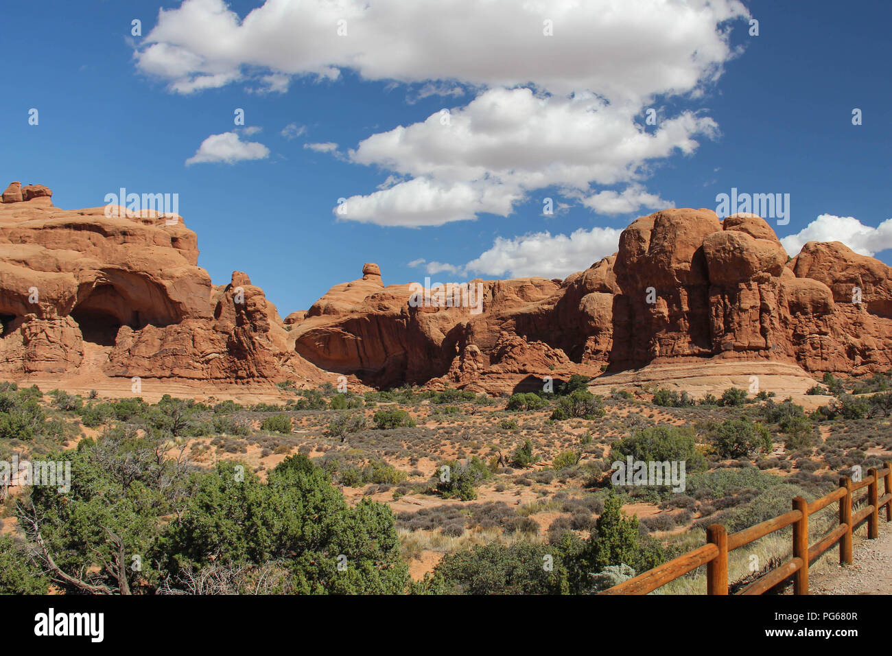 Historische berühmten Hintergrund Utah Western Geologie felsige Steinwüste Schluchten Landschaft American National Park Monument Reisen Tourismus Ziel Stockfoto