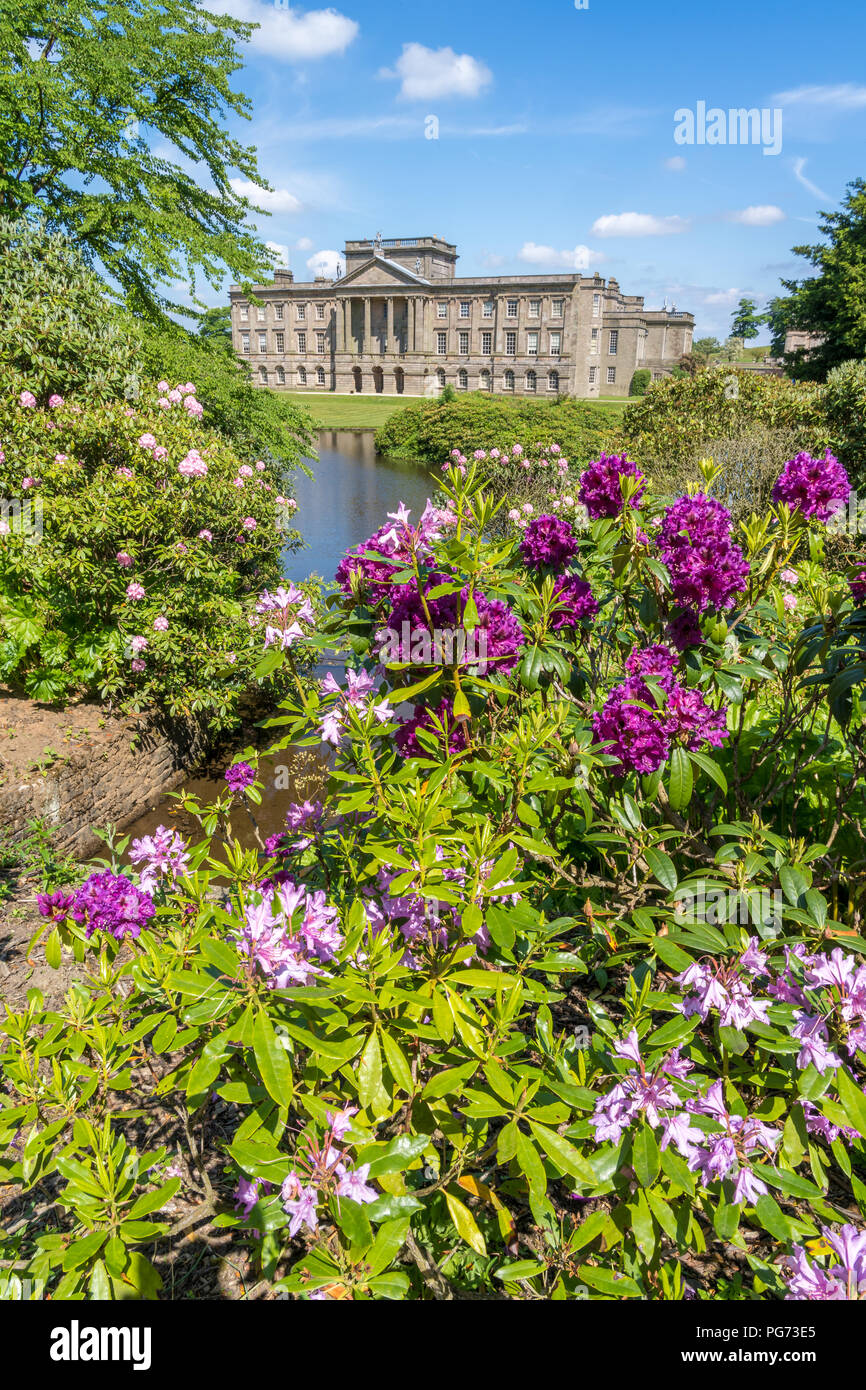 Lyme Haus in Lyme Park Cheshire im Frühjahr Sonnenschein Stockfoto