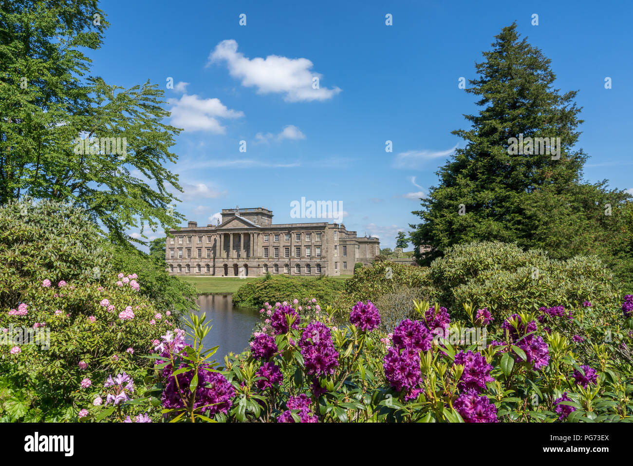 Lyme Haus in Lyme Park Cheshire im Frühjahr Sonnenschein Stockfoto