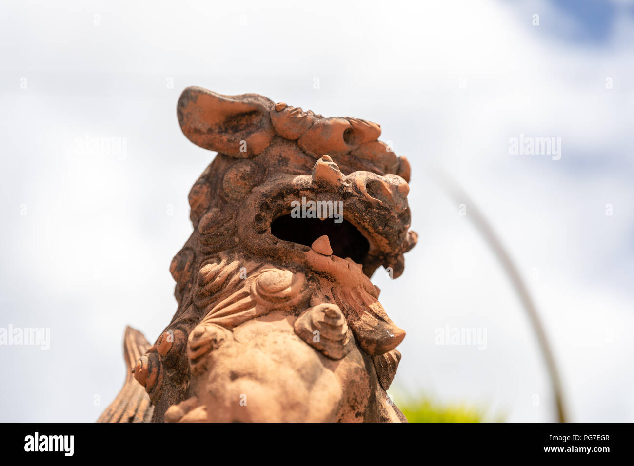 Shisa guardian Löwe, Keramik, Okinawa, Japan Stockfoto