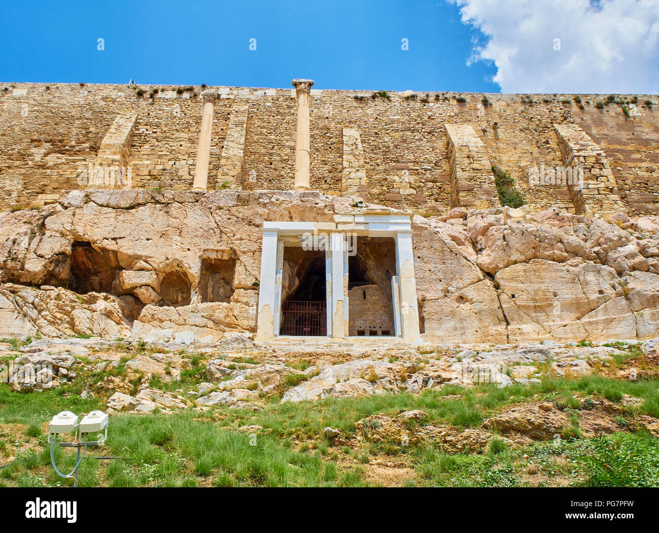 Die Choragic Denkmal des Thrasyllus am Südhang des Athener Akropolis. Region Attika, Griechenland. Stockfoto