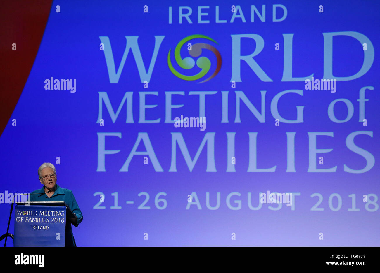 Opfer Fürsprecher Marie Collins sprach an einem Panel Event auf dem Schutz von Kindern und gefährdeten Erwachsenen an das Welttreffen der Familien an der RDS in Dublin. Stockfoto