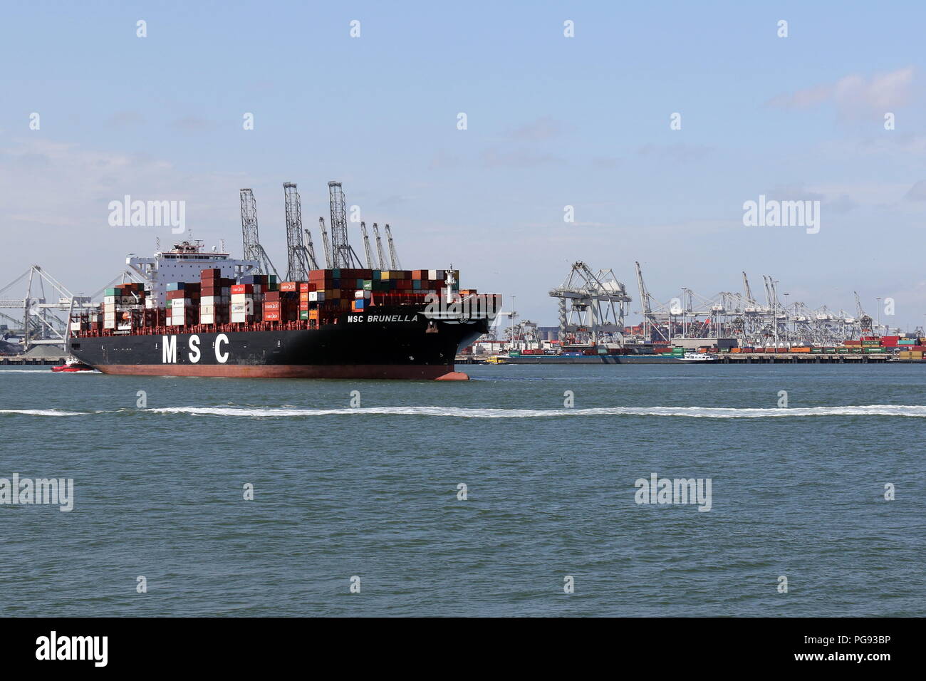 Das containerschiff MSC Brunella verlässt den Hafen von Rotterdam am 13. Juli 2018. Stockfoto