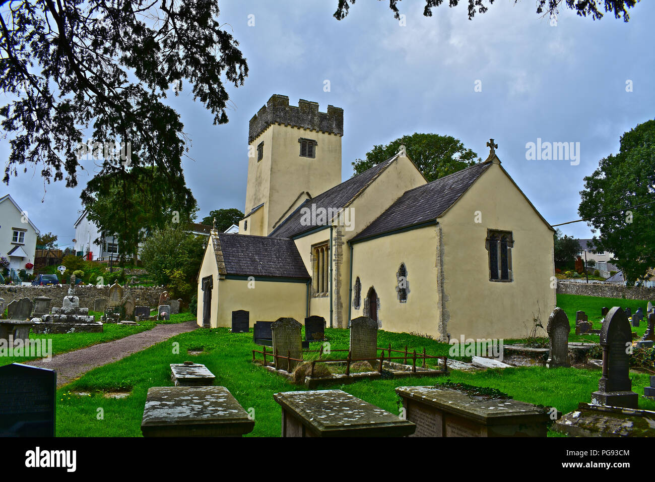 St Michael und alle Engel Kirche in Colwinston - ein hübsches kleines Dorf in der offenen Landschaft in der Nähe von Cowbridge in das Tal von Glamorgan, Wales Stockfoto