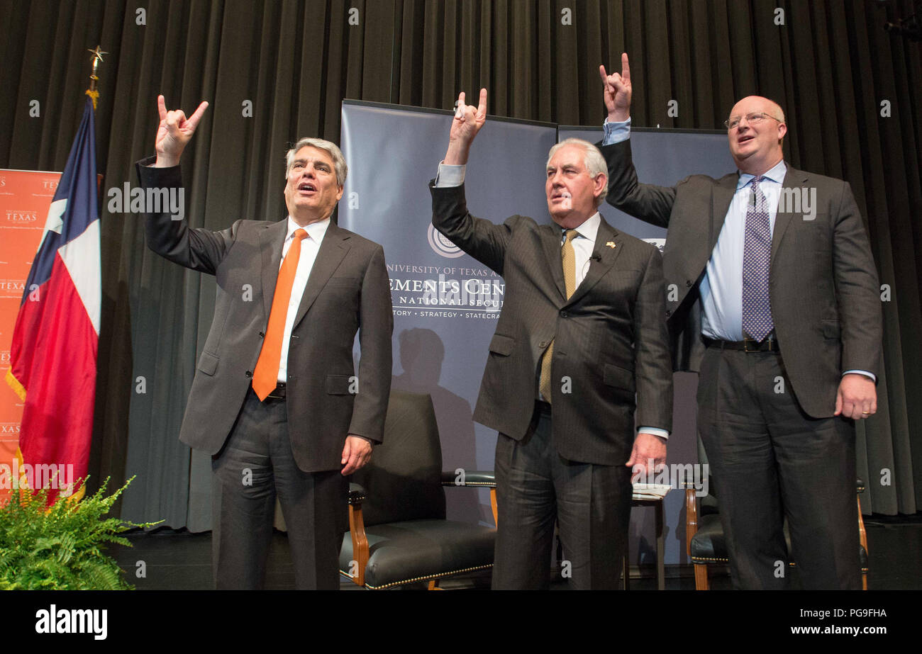 Us-Staatssekretär Rex Tillerson sprach auf dem Campus der Universität von Texas in Austin heute (1) Im Rahmen seiner Tour in der westlichen Hemisphäre. In seiner Rede bei UT Austin, skizzierte er seine politischen Prioritäten für die Region und beantworteten Fragen aus dem Publikum. Stockfoto