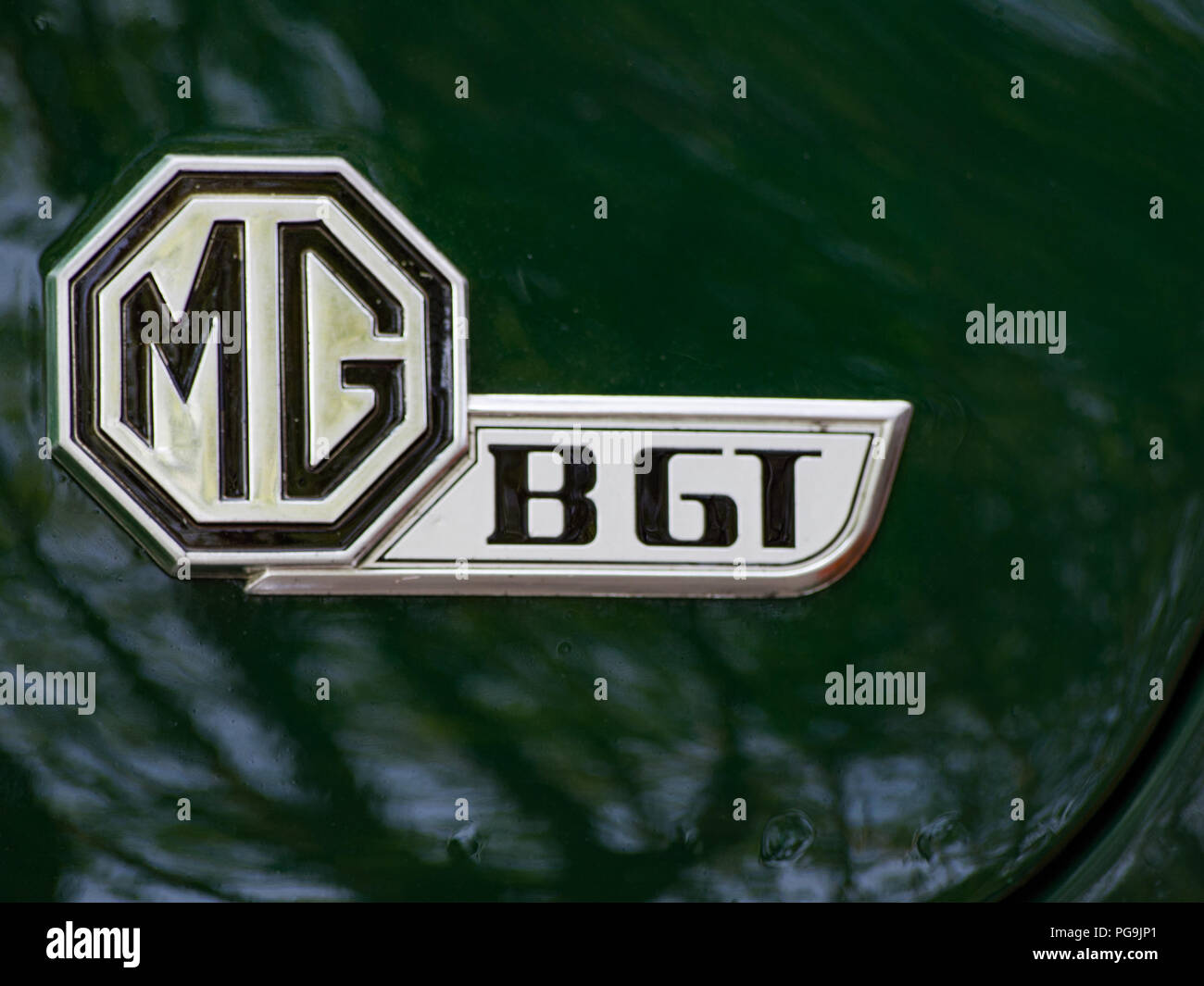 Ares Spanien August 18, 2018 - Emblem von Vintage MG BGT Auto Stockfoto