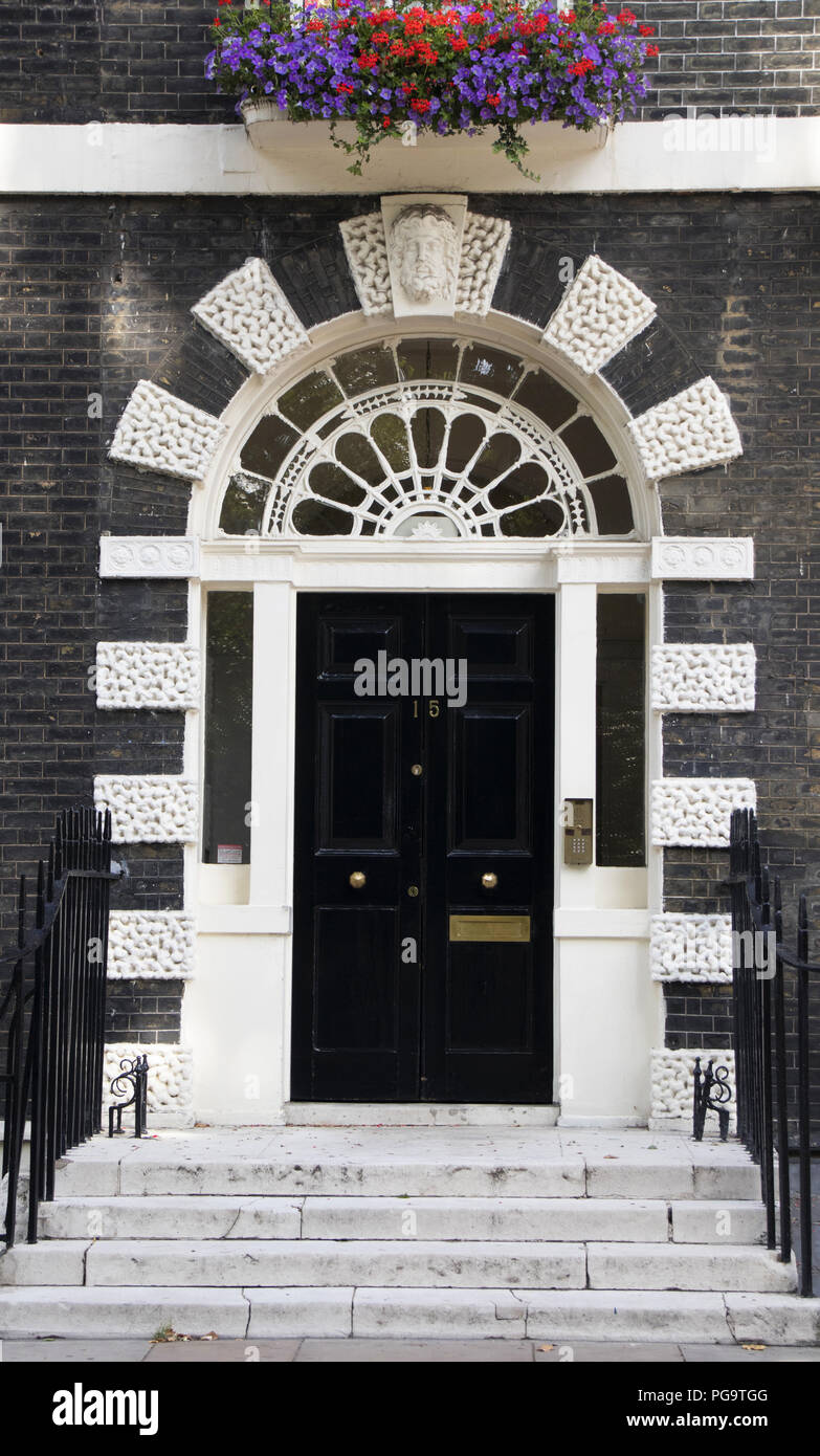 Georgisch Reihenhaus in Bedford Square, Bloomsbury, London Stockfoto
