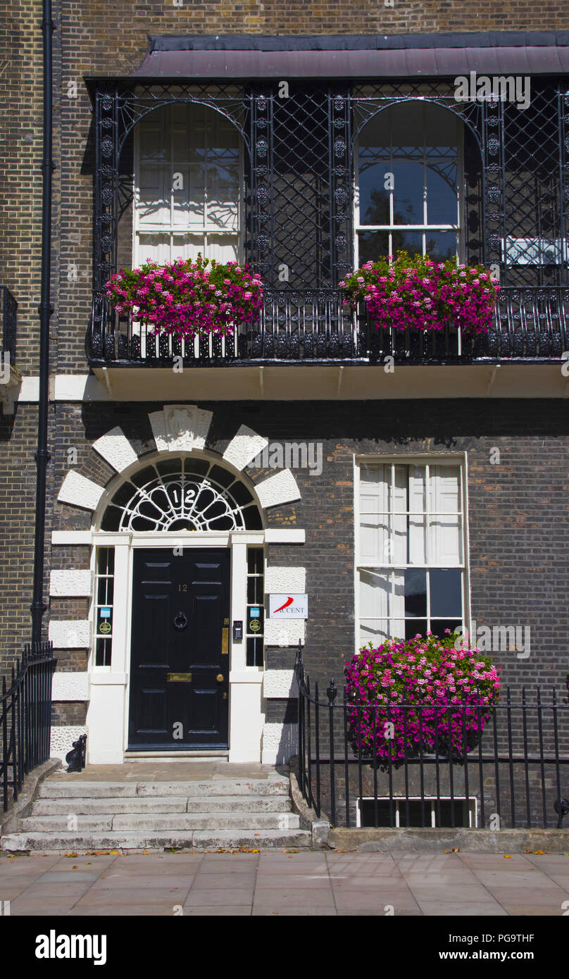 Georgisch Reihenhaus in Bedford Square, Bloomsbury, London Stockfoto