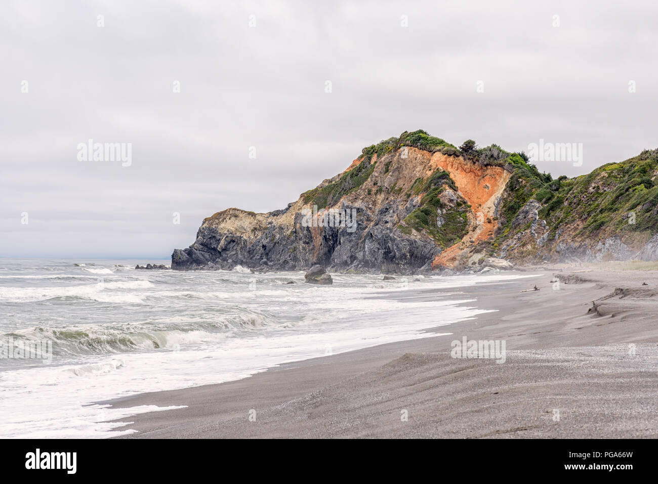 Strand und felsigen Küste. Humboldt County, Kalifornien, USA. Stockfoto