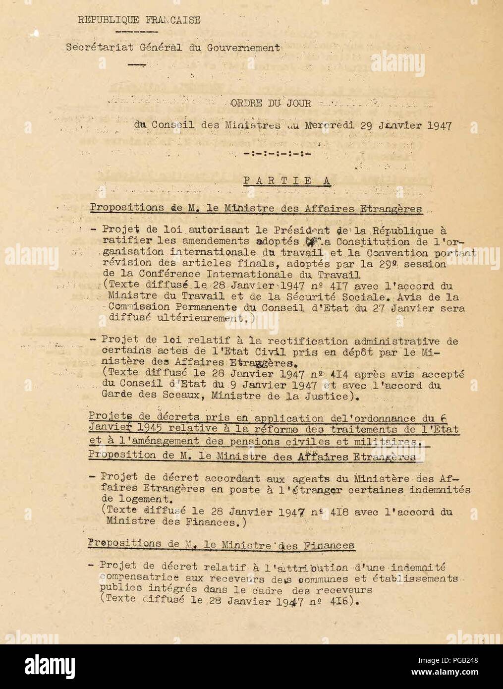Avant-Projet, Ordre du jour et proposition de Règlement du Gouvernement du conseil des Ministres-Archives nationales-F--60-2566 (1). Stockfoto