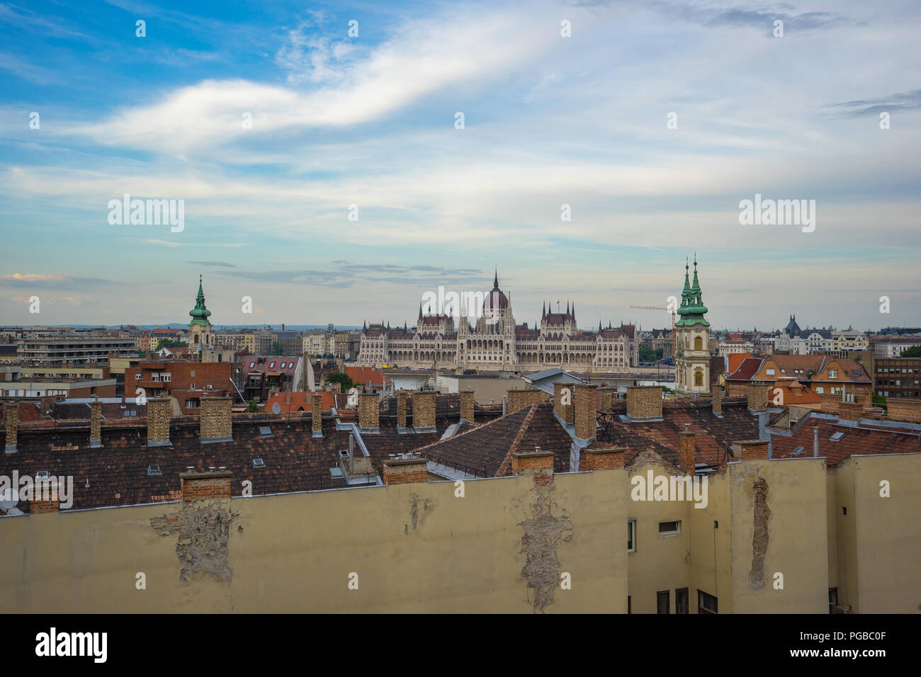 Skyline von Budapest mit Parlamentsgebäude in Budapest, Ungarn. Stockfoto