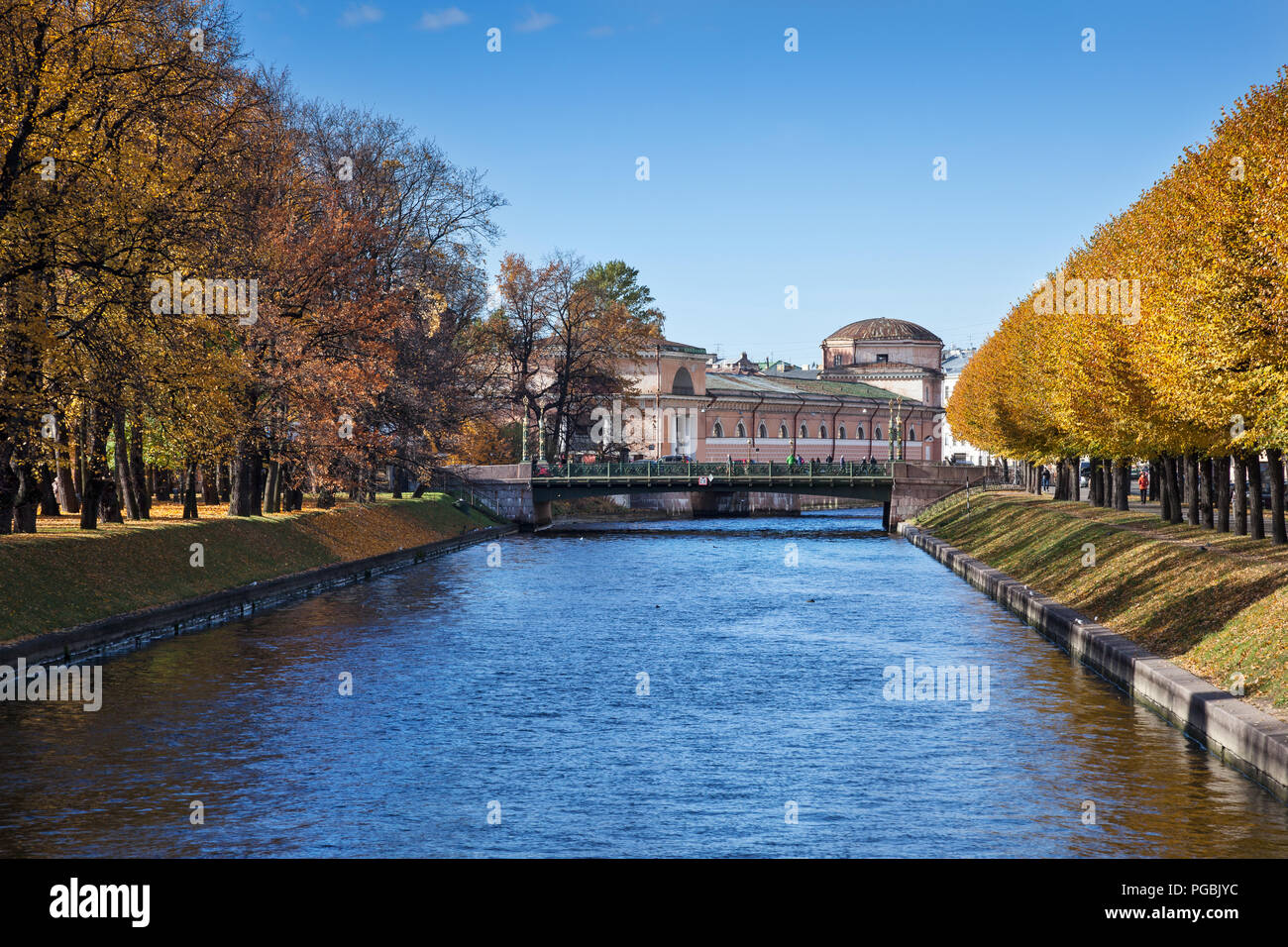 Moyka River. Michailowski Garten. Sankt Petersburg. Russland Stockfoto