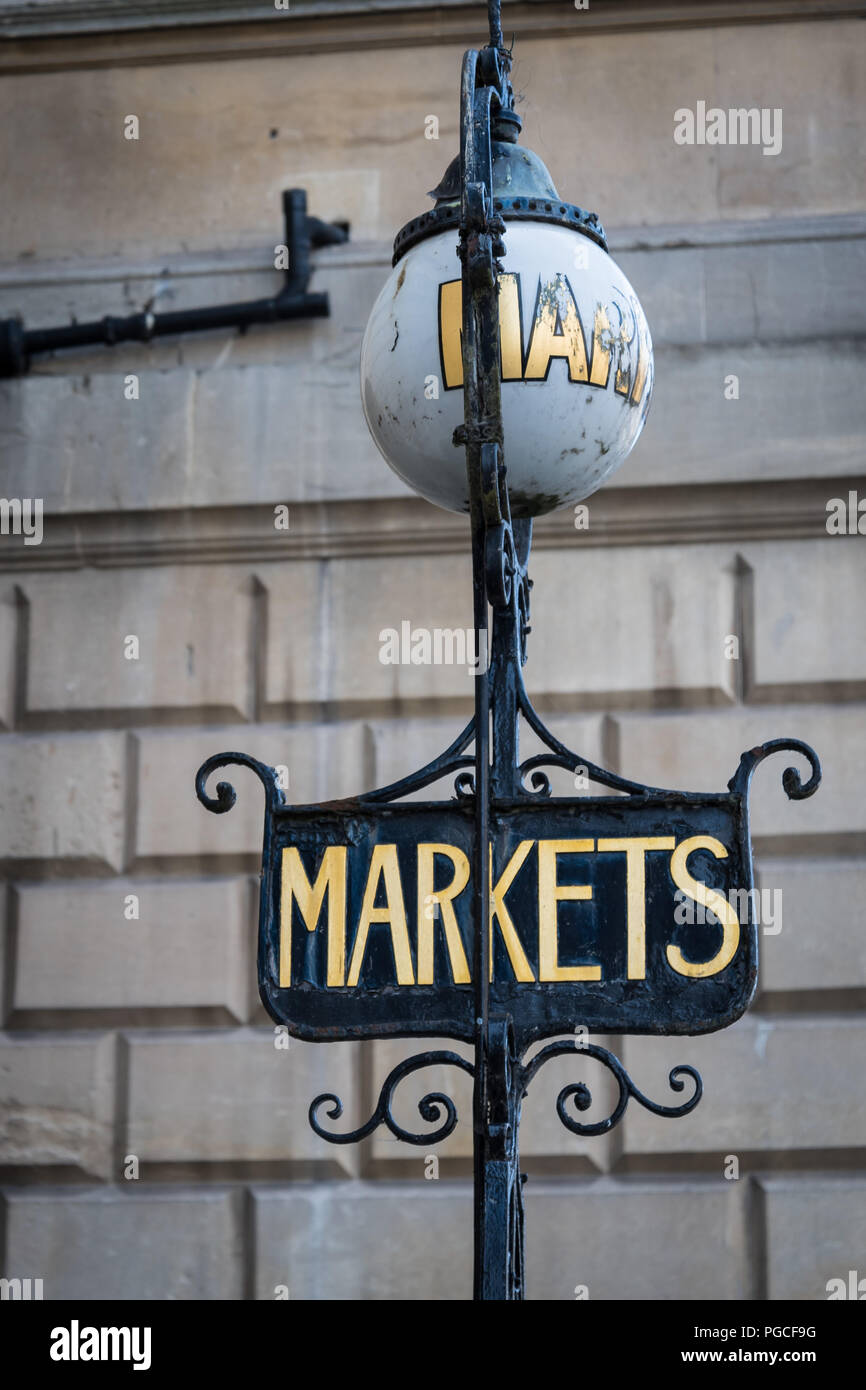 Markt Zeichen, Badewanne Stockfoto