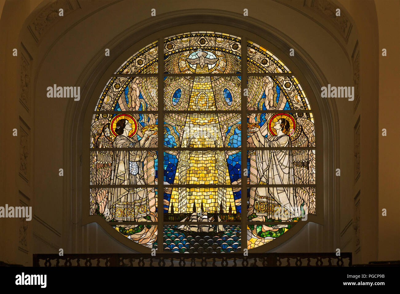 Fenster, Michaeliskirche (Michel), Hamburg, Deutschland | Fenster, St.  Michael's Kirche (Michel), Hamburg, Deutschland Stockfotografie - Alamy