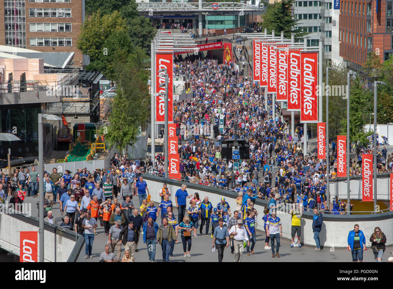 Wembley Stadion, London, UK. Samstag, 25. August 2018 - Die 117 Inszenierung der Ladbrokes Challenge Cup Rugby League Finale im Wembley Stadium zwischen Warrington Wölfe (die Leitung) und Katalanisch Drachen. Beide Mannschaften spielen in der Super League Credit: John Hopkins/Alamy leben Nachrichten Stockfoto