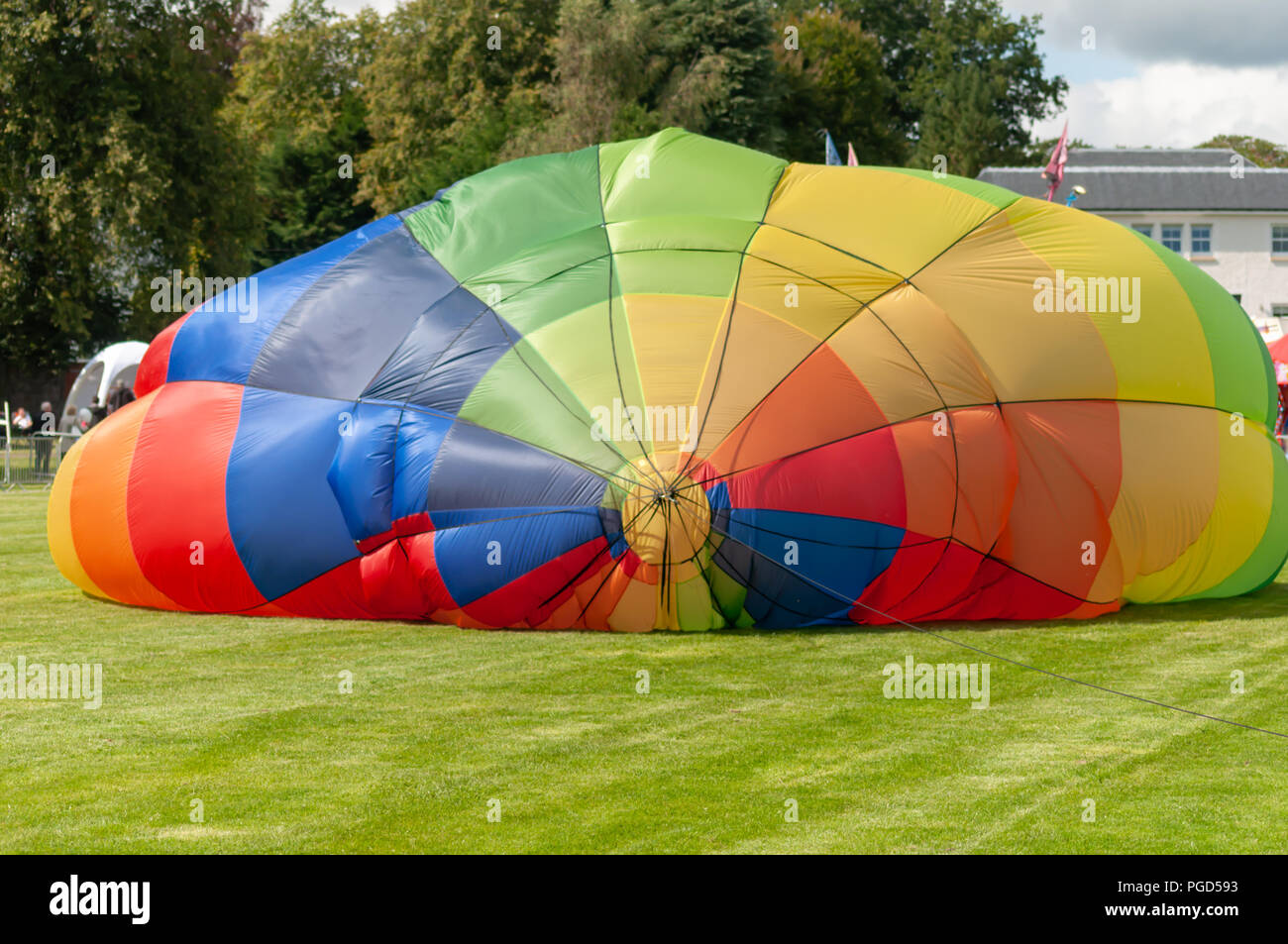 Strathaven, Schottland, Großbritannien. 25 August, 2018. Ein fesselballon an der Strathaven Balloon Festival feiert sein 20-jähriges Jubiläum und ist in der preisgekrönten John hastie Park statt. Credit: Skully/Alamy leben Nachrichten Stockfoto