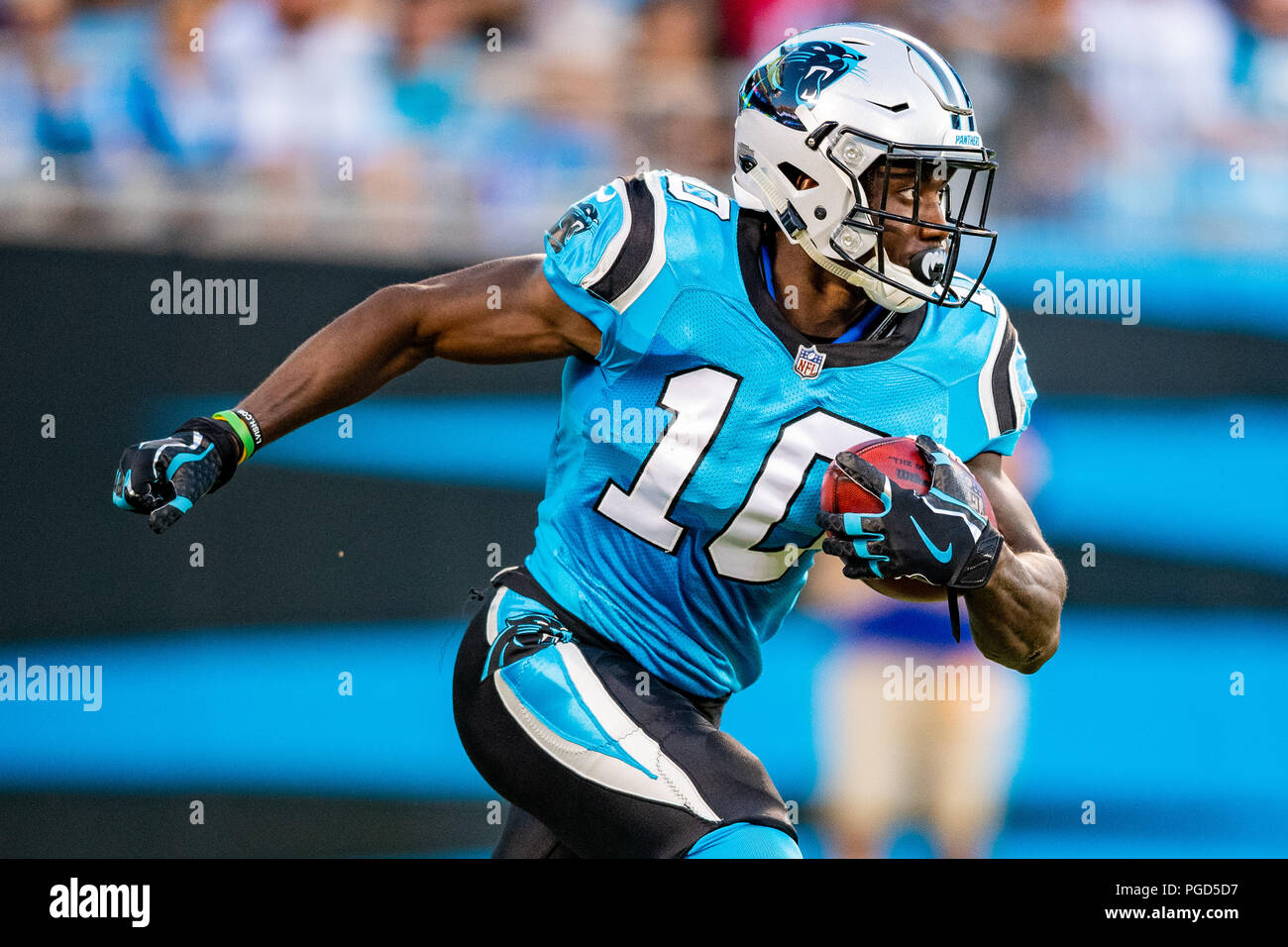 Carolina Panthers wide receiver Curtis Samuel (10) während der preseason NFL Football Spiel zwischen den New England Patriots und die Carolina Panthers am Freitag, den 24. August 2018 in Charlotte, NC. Jakob Kupferman/CSM Stockfoto