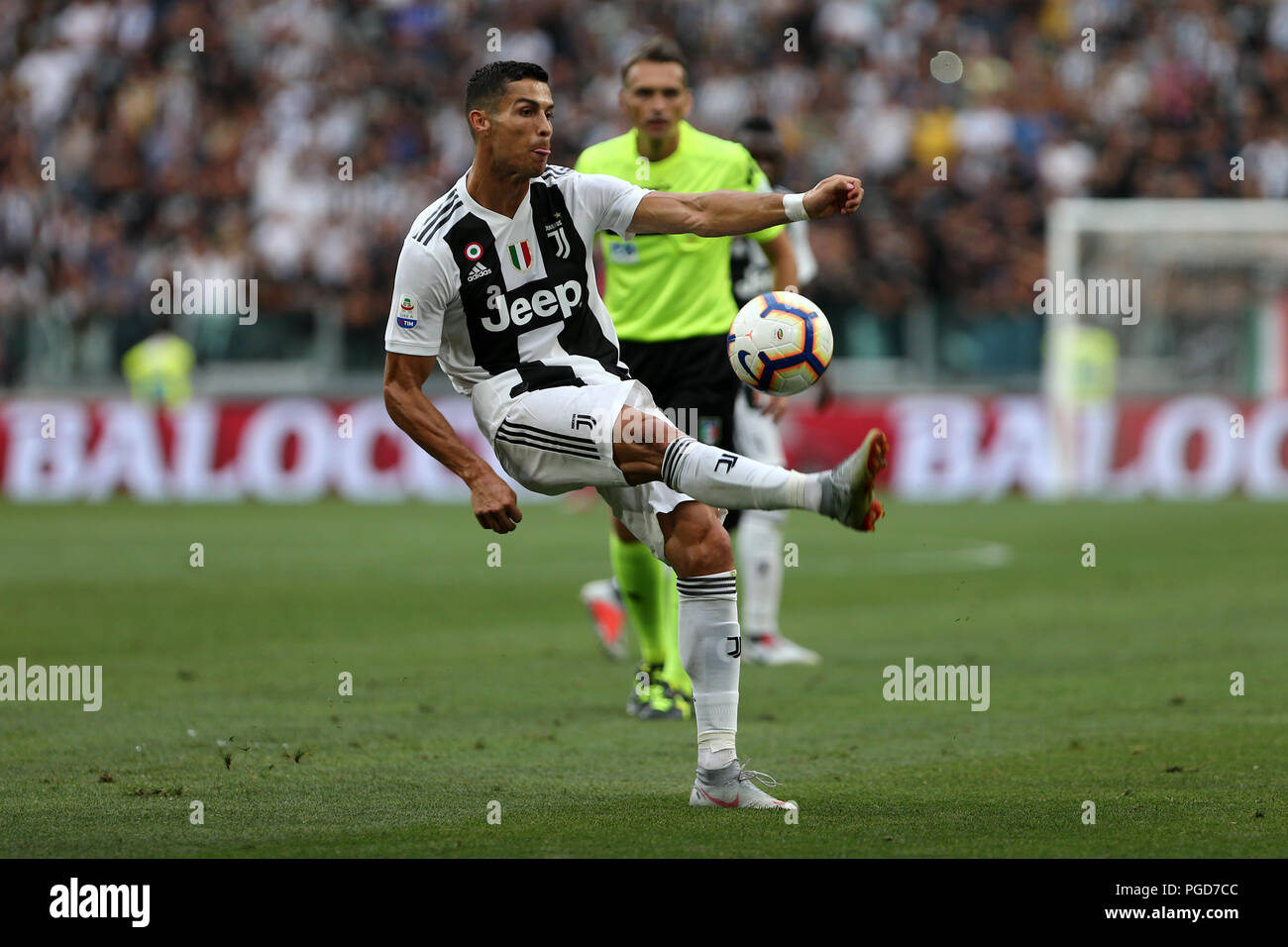 Torino, Italien. 25 August, 2018. Cristiano Ronaldo von Juventus Turin FC in Aktion während der Serie ein Fußballspiel zwischen FC Juventus und SS Lazio. Credit: Marco Canoniero/Alamy Live News Credit: Marco Canoniero/Alamy leben Nachrichten Stockfoto