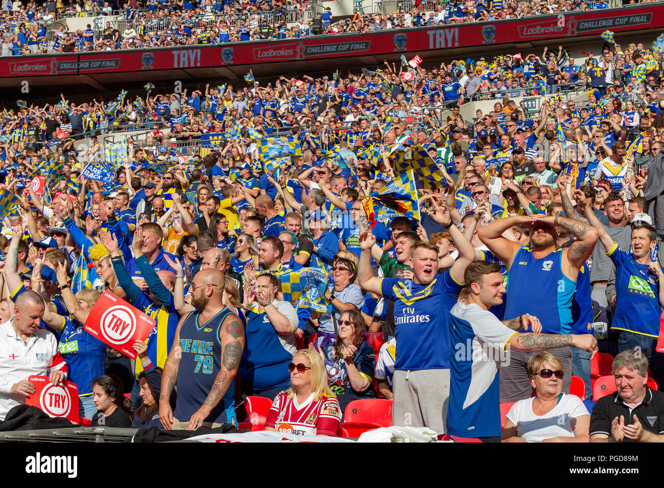 London, Großbritannien. 25 Aug, 2018. Samstag, 25. August 2018 - Die 117 Inszenierung der Ladbrokes Challenge Cup Rugby League Finale im Wembley Stadium zwischen Warrington Wölfe (die Leitung) und Katalanisch Drachen. Beide Mannschaften spielen in der Super League Credit: John Hopkins/Alamy leben Nachrichten Stockfoto