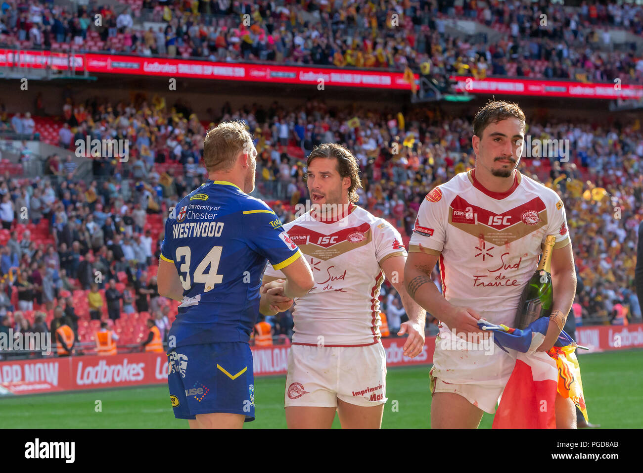 London, Großbritannien. 25 Aug, 2018. Samstag, 25. August 2018 - Die 117 Inszenierung der Ladbrokes Challenge Cup Rugby League Finale im Wembley Stadium zwischen Warrington Wölfe (die Leitung) und Katalanisch Drachen. Beide Mannschaften spielen in der Super League Credit: John Hopkins/Alamy leben Nachrichten Stockfoto