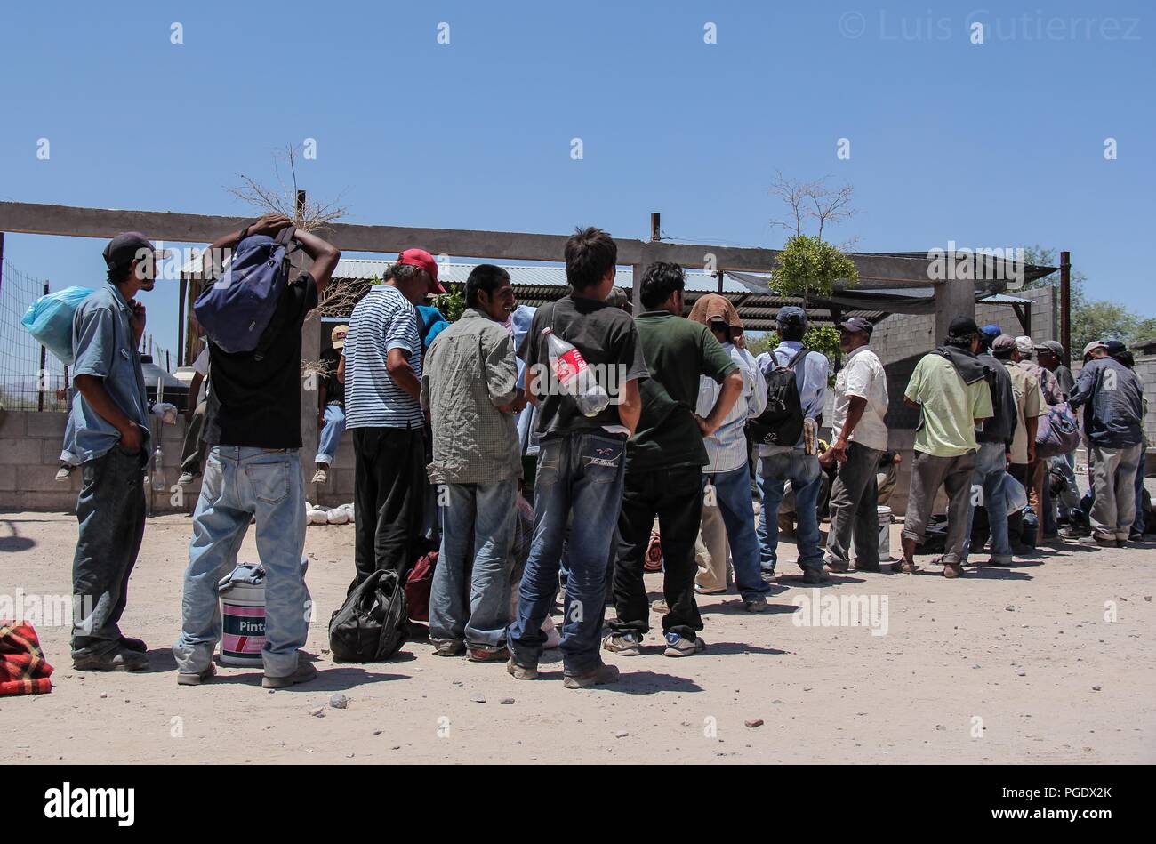 Migranten in ihrem Durchgang durch Hermosillo und den Speisesaal der Migrante in der Stadt La Victoria. Auf seiner Reise durch mexikanisches Territorium ins n Stockfoto