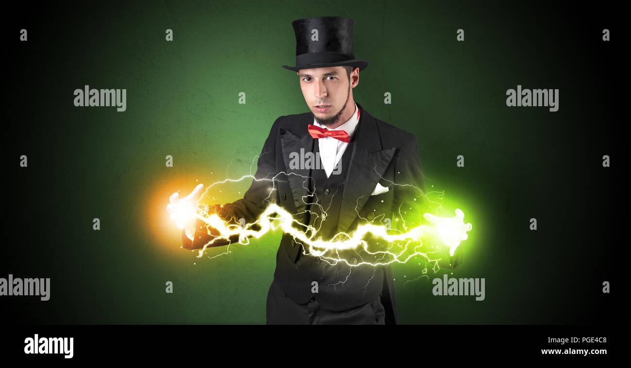 Magier Sekt super power zwischen seine beiden Hände Stockfoto