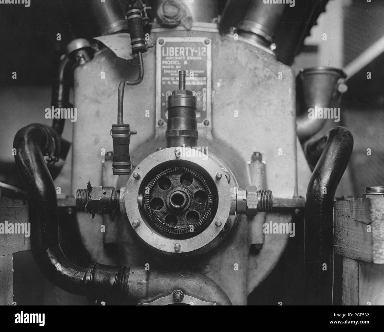 Dh4 flugzeugmotor -Fotos und -Bildmaterial in hoher Auflösung – Alamy