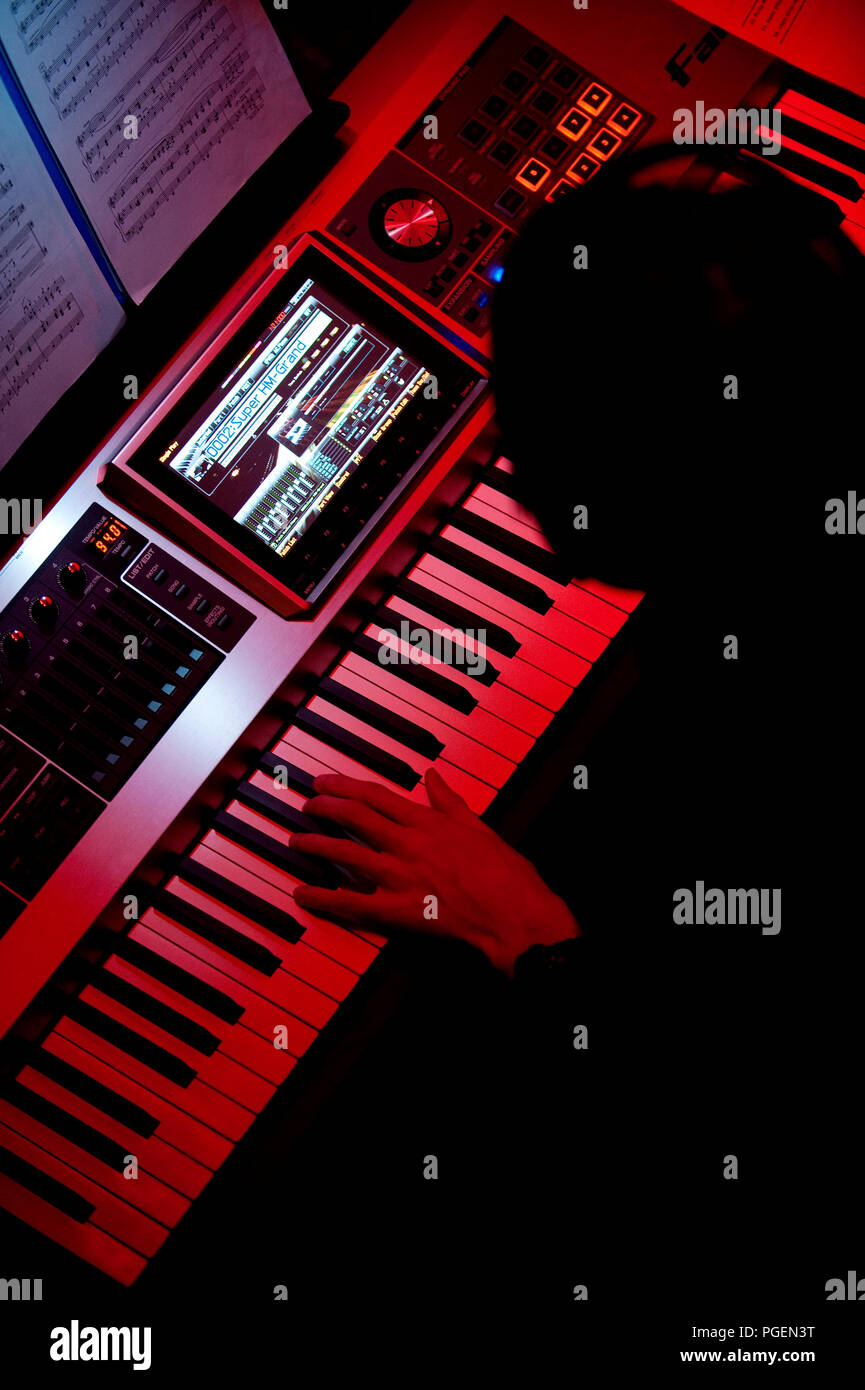 Die Broederscholen und die Heilig Hart-Basisschool Tereken aus Sint-Niklaas durchführen das Musical Annie (Belgien, 13/02/2009) Stockfoto