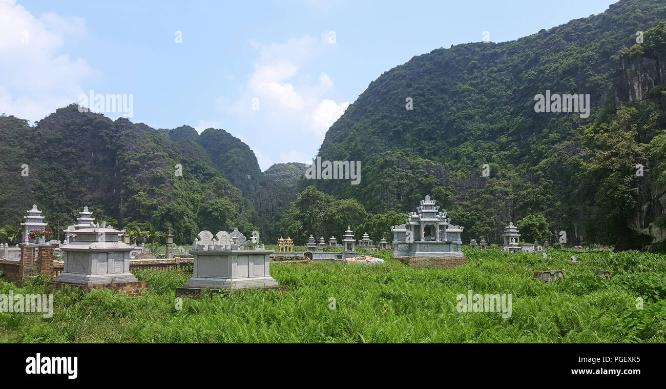 Gräber in Tam Coc - Vietnam Stockfoto