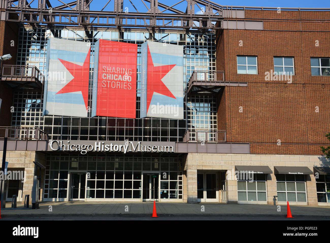 Außerhalb der Clark Street Eingang zu den Chicago History Museum in der Altstadt und Umgebung. Stockfoto