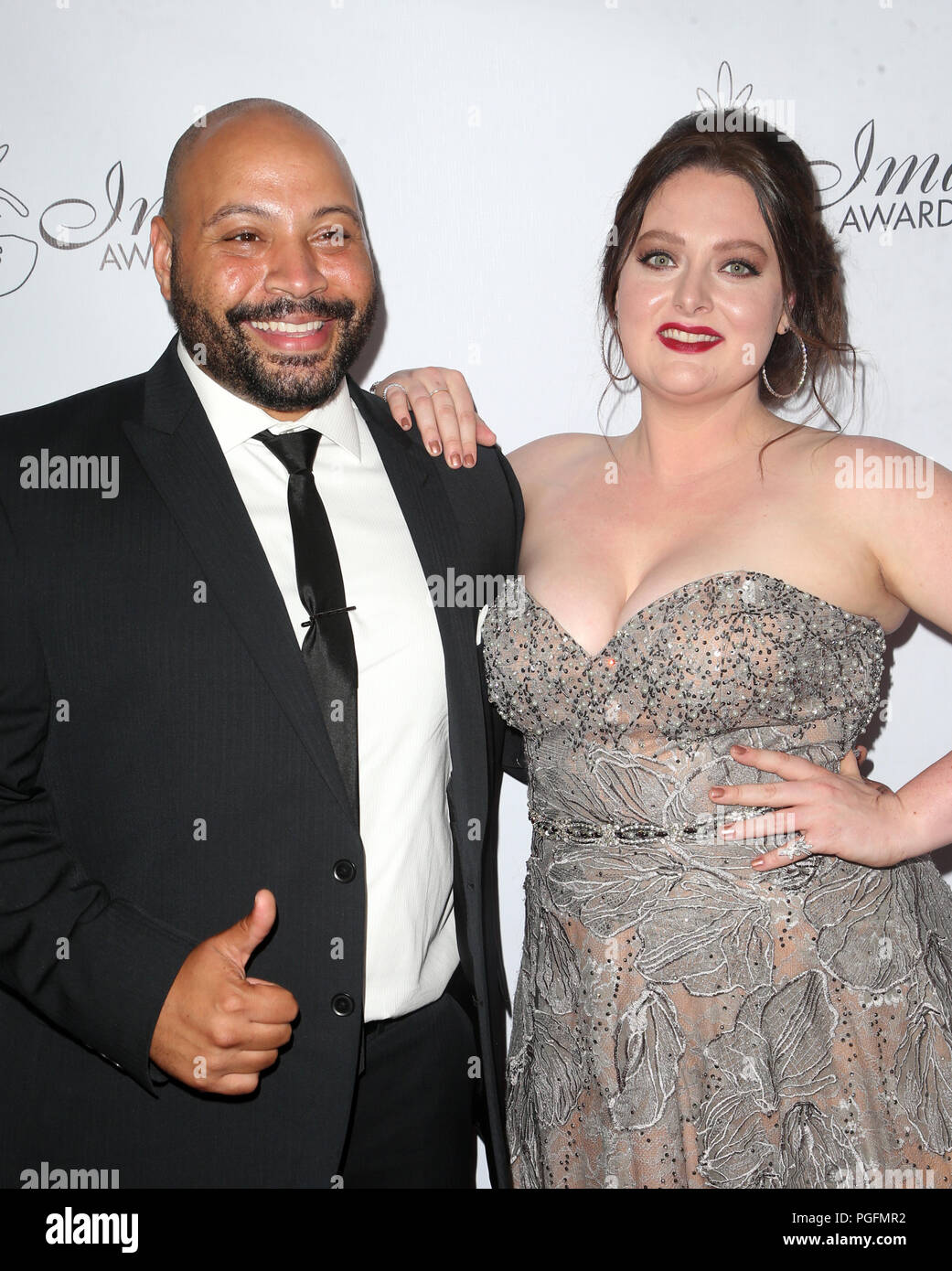 Los Angeles, Ca, USA. 25 Aug, 2018. Colton Dunn, Lauren Ash, nimmt an der 33. jährlichen Imagen Awards im JW Marriott Los Angeles In Los Angeles. LIVE am 25. August 2018 in Los Angeles, Kalifornien Quelle: Faye Sadou/Medien Punch/Alamy leben Nachrichten Stockfoto