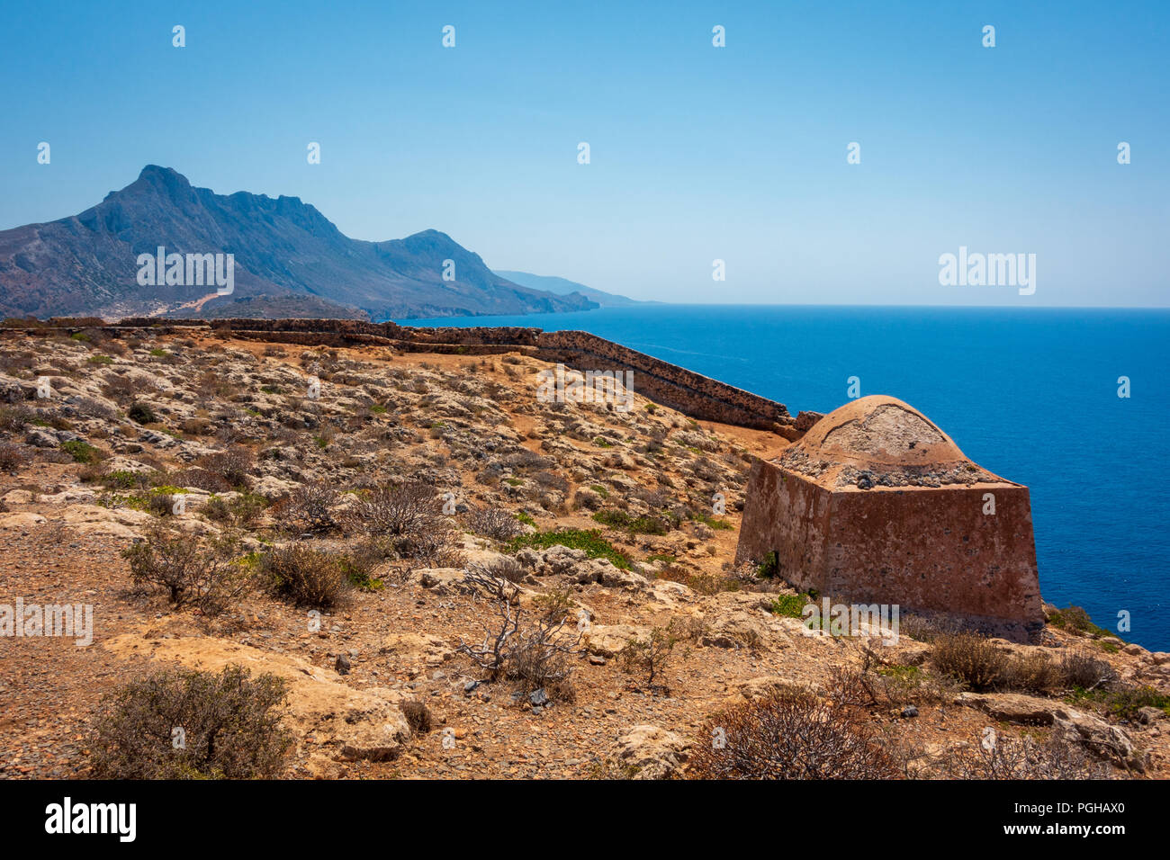 Die venezianische Festung auf der Insel Gramvousa mit Blick auf die westliche Küste von Kreta Stockfoto