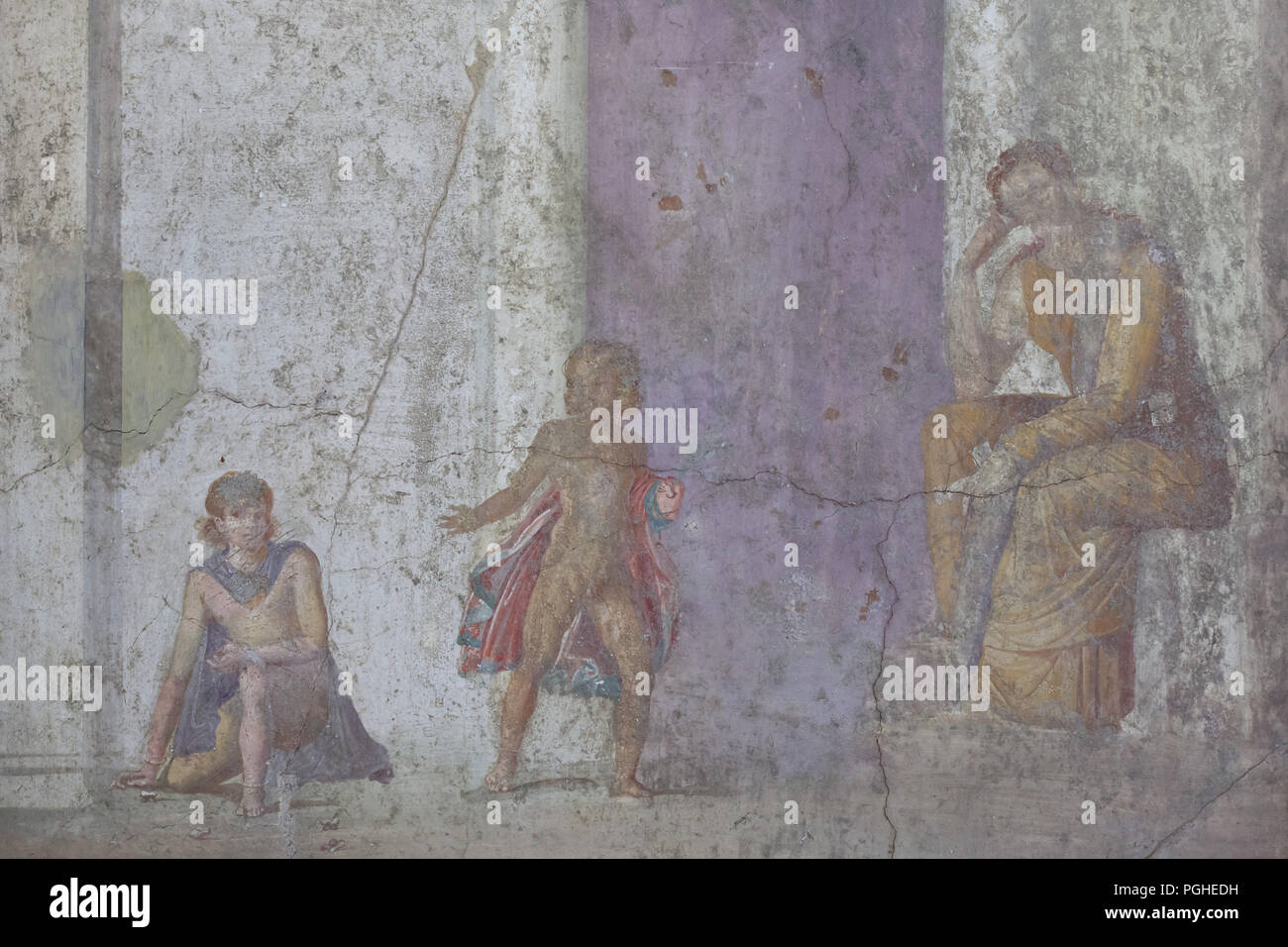 Medea Planung der Mord an ihren Kindern in der römischen Fresko aus dem Haus von Jason dargestellt (Casa di Giasone) in Pompeji (20-25 N.CHR.), nun im Nationalen Archäologischen Museum (Museo Archeologico Nazionale di Napoli) in Neapel, Kampanien, Italien. Medea dargestellt ist sitzend, mit einem Schwert in ihrer linken und angstvolle Blick auf ihre Kinder, die spielen, nicht über das Schicksal, die sie erwartet, so dass das Kind, das Spiel gewonnen hat, läuft Ihr Gegenüber winkt ein Zweig der Sieg. Stockfoto