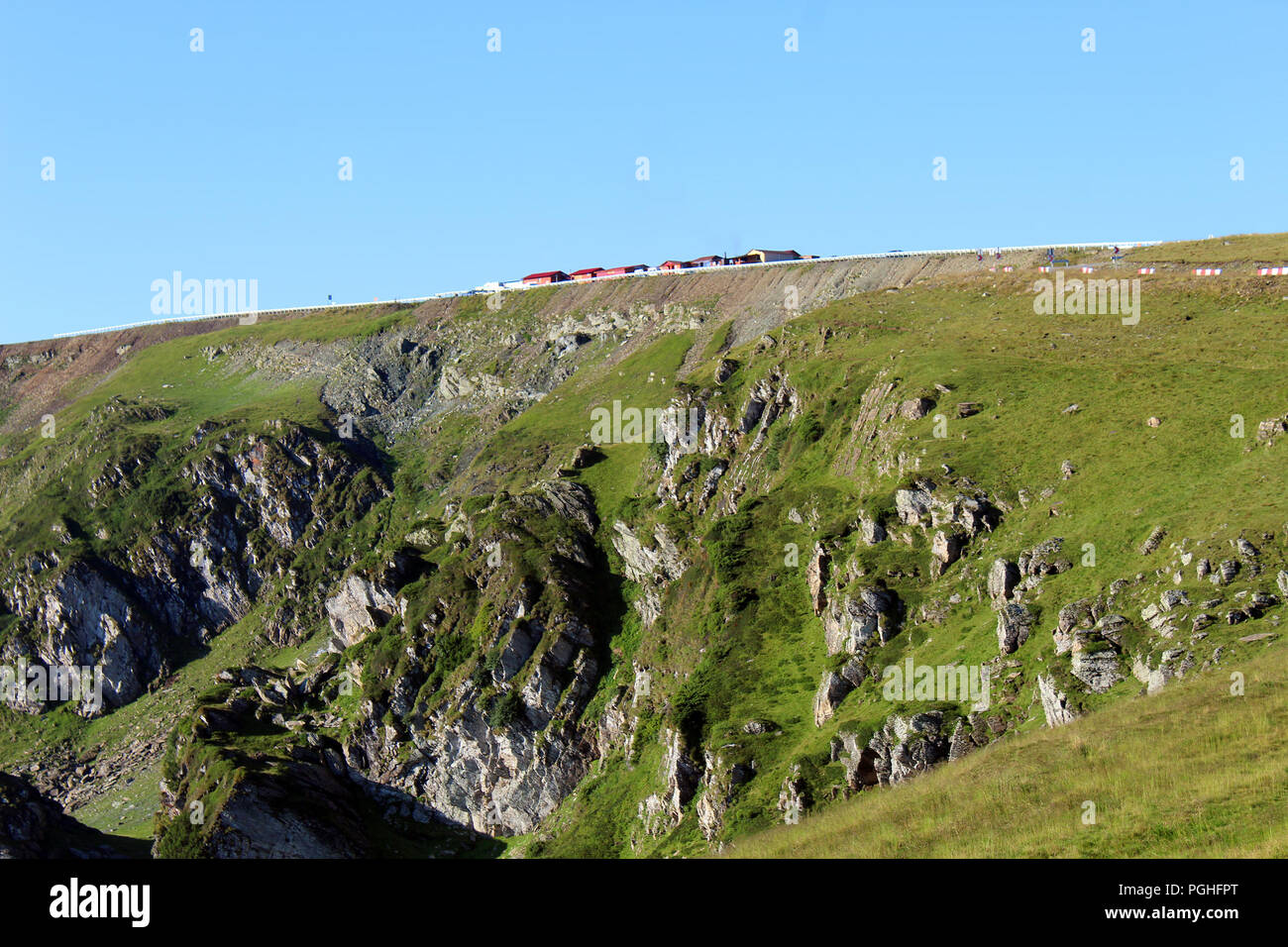 Sommer Landschaft mit Transalpina Straße in Rumänien Stockfoto