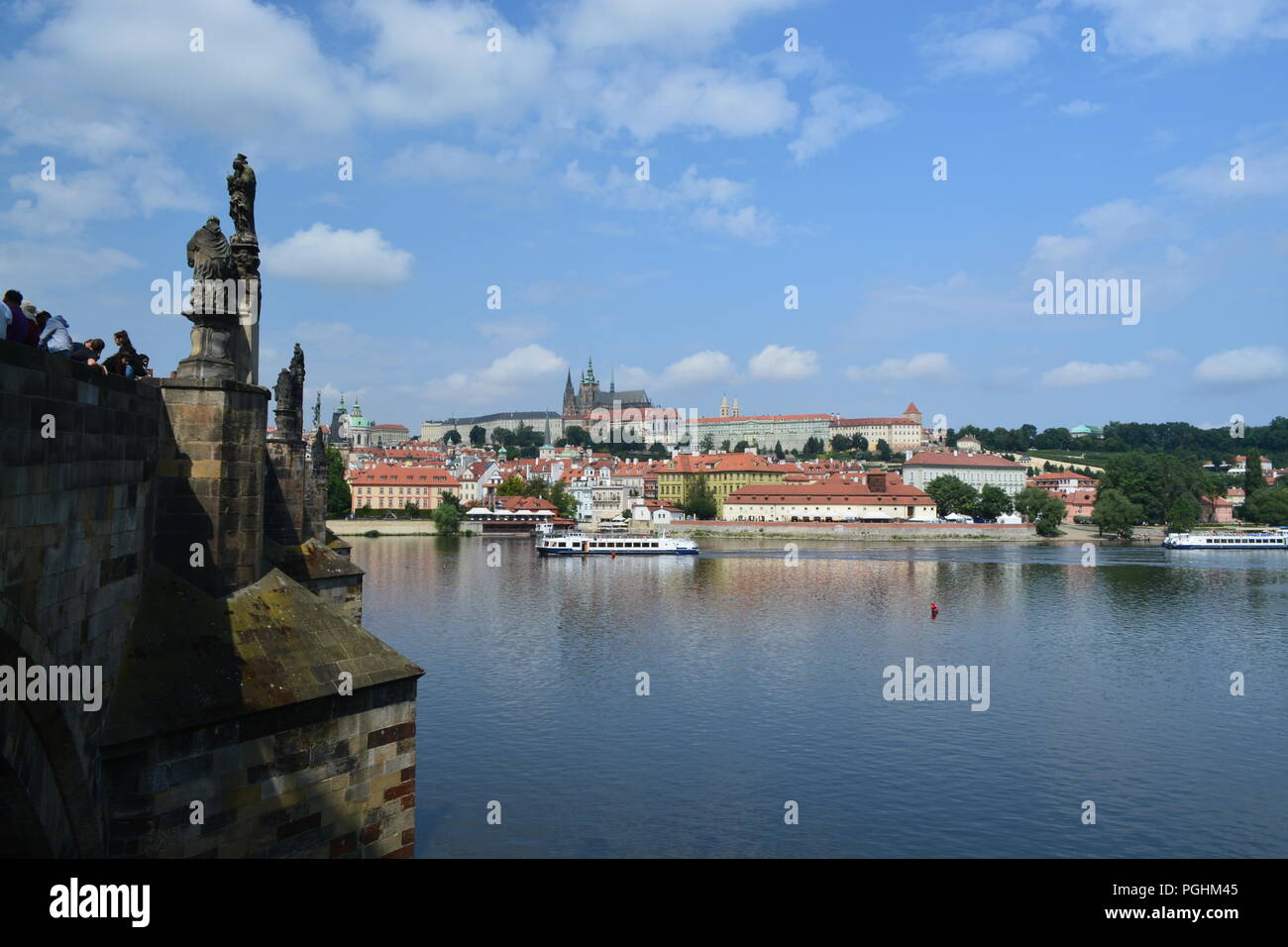 Tschechien, Prag, Blick von der Karlsbrücke zum Hradschin Burg Stockfoto