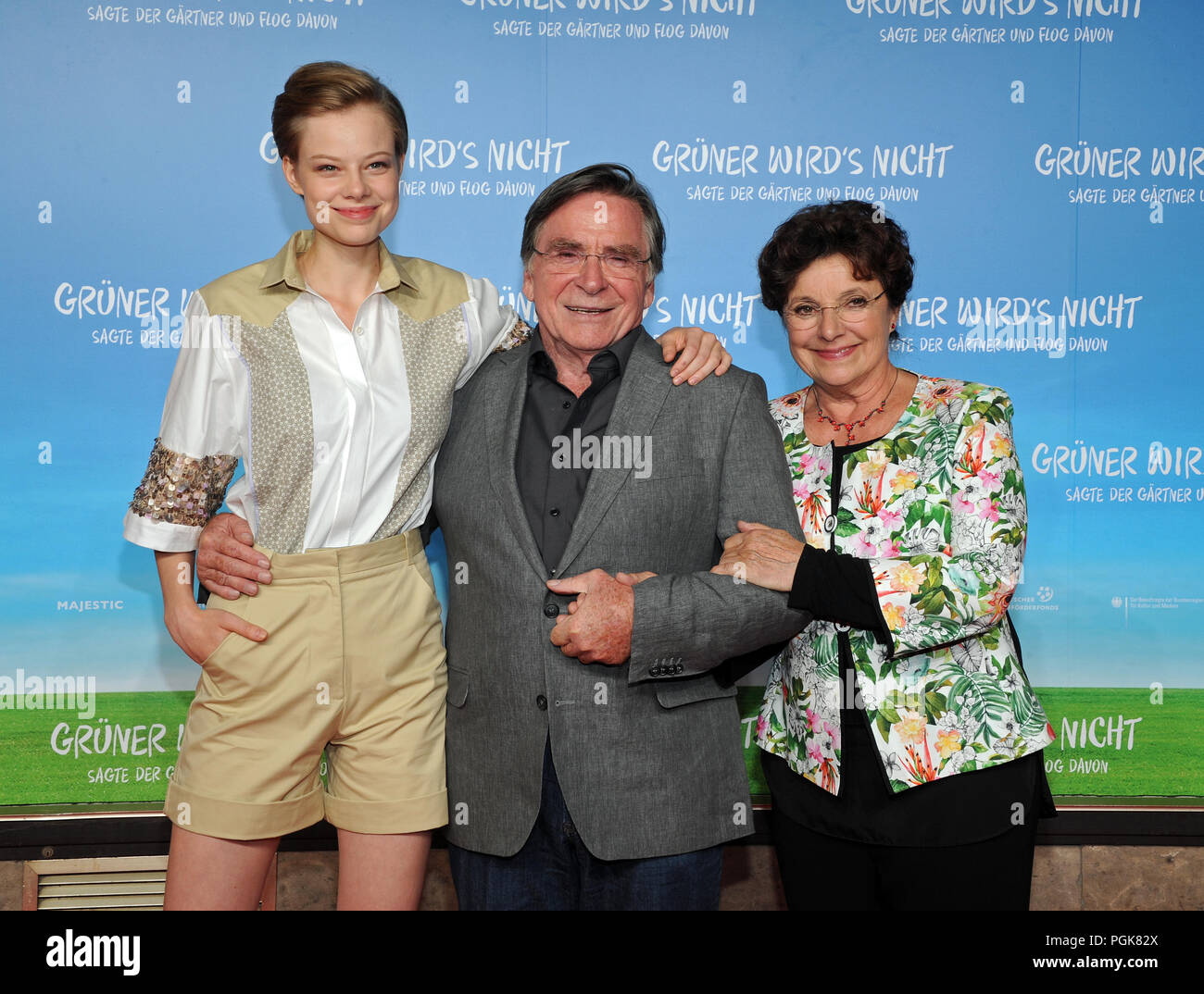 München, Deutschland. 27 Aug, 2018. Die Schauspieler Emma Bading (LR