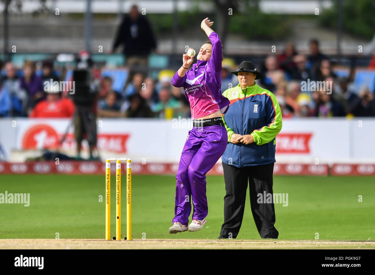 Hove, Großbritannien. 27. August 2018. Georgien Elwiss? von Loughborough Blitz in Aktion während des heutigen Match während der Kia Abendmahl League Finale 2018 - Finale zwischen Loughborough Blitz- und Surrey Sterne am 1. Zentrale County Ground am Montag, den 27. August 2018. Hove, England. Credit: Taka G Wu Credit: Taka Wu/Alamy leben Nachrichten Stockfoto