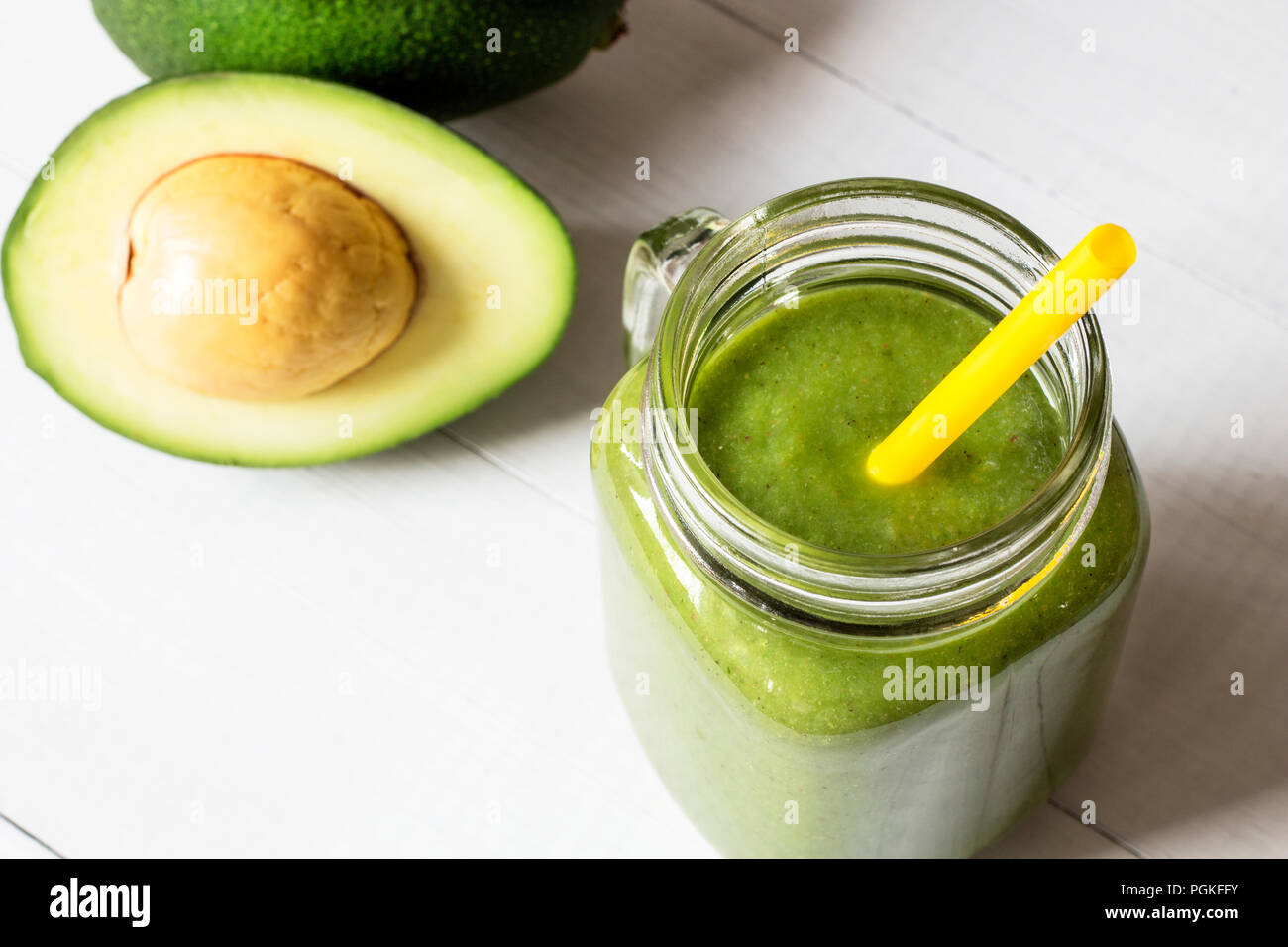 Frischen smoothie Avocado cocktail Stockfoto