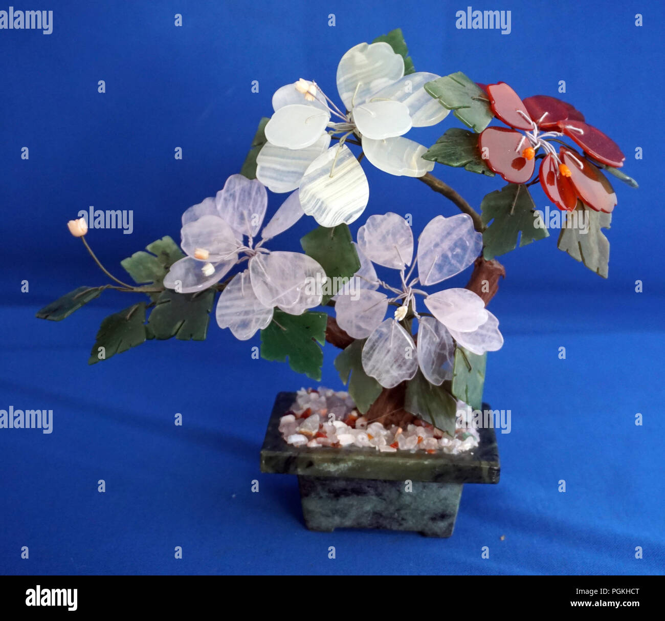 Vintage chinesischen Hardstone Mineral Blume Baum Stockfoto