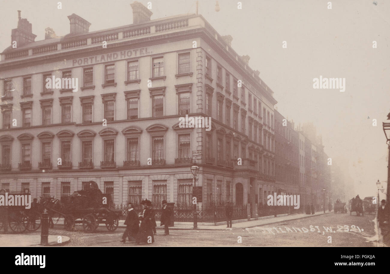 Vintage Foto des Portland Hotel an der Ecke der Portland Street, London Stockfoto