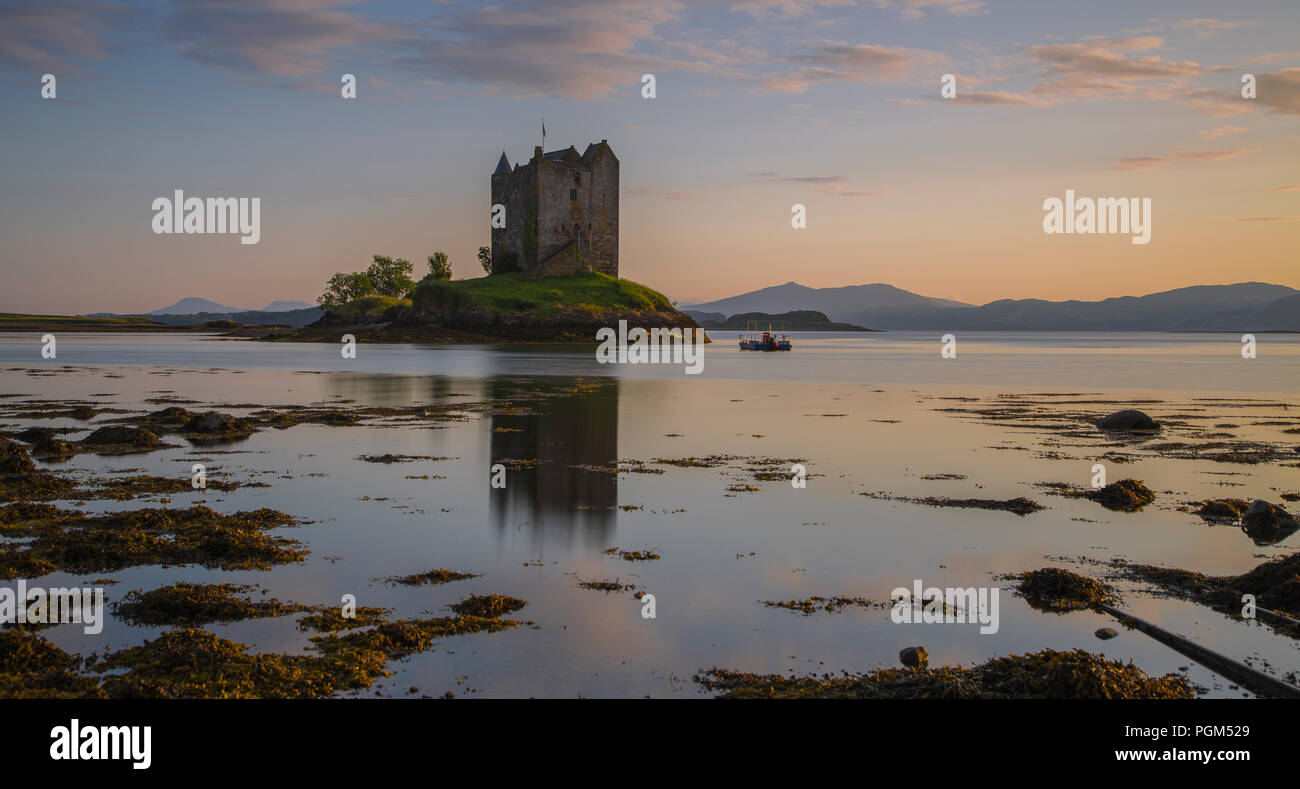 Stalker Schloss am Abend. Schottland, Großbritannien. Fotos mit langer Belichtungszeit. Stockfoto
